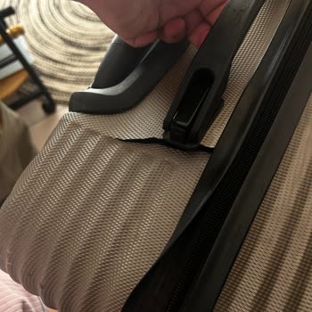 Sunexpress Uçuşunda Kırılan Valizime Çözüm Bulunmadı