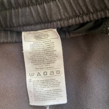 Adidas Şortta Renk Solması Ve Fatura Olmadan Destek Alamama Sorunu