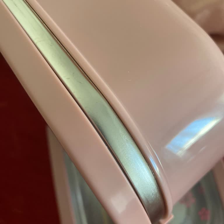 Kapağı Kapanmayan Yemek Kabı Ve İade Sürecinde Yaşanan Mağduriyet