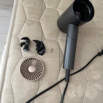 Yeni Alınan Saç Kurutma Makinesi 3. Kullanımda Arızalandı Mağduriyet Yaşadım