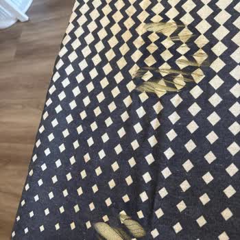 Aldığım Ütü Hem Kıyafetlerimi Yaktı Hem De Müşteri Hizmetlerine Ulaşamıyorum