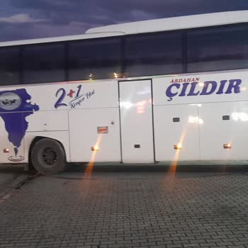 Otobüs Yolculuğunda Sık Sık Gereksiz Duraklama Ve Hijyenik Olmayan Mola Tesisleri Sorunu