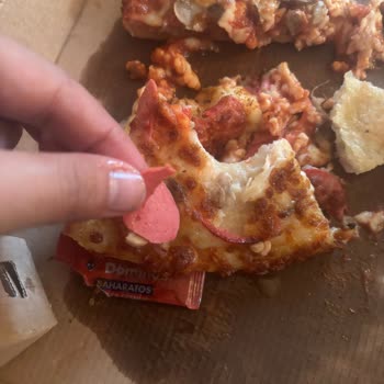 Pişmemiş Pizza Ve Kalitesiz Hizmet Mağduriyeti