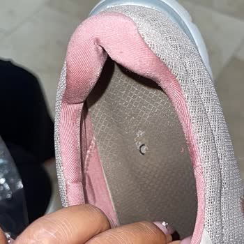 Skechers Ayakkabı Kısa Sürede Deforme Oldu, Boyner Sorumsuz Davrandı