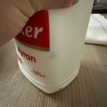 Eker Ayranda Şüpheli Madde Ve İletişim Sorunu: Hamilelikte Sağlık Endişesi