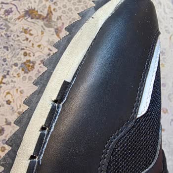 Yanlış Ürün Kaydı Ve İlgisiz Mağaza: Haklarım Göz Ardı Edildi