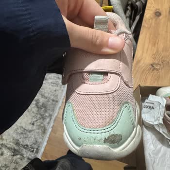 1 Ayda Deforme Olan Ayakkabı İçin Çözüm Bulunmadı