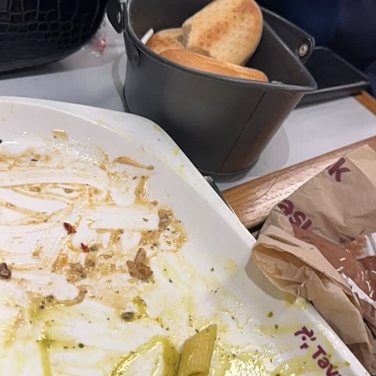 Açık Mağazada Personelin Yanlış Bilgilendirmesi Ve İlgisizliği Nedeniyle Mağduriyet