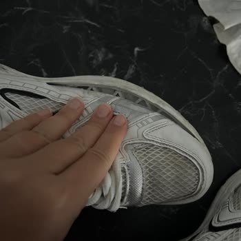 İlk Kullanımda Açılan Ayakkabı Kenarları Nedeniyle Hayal Kırıklığı