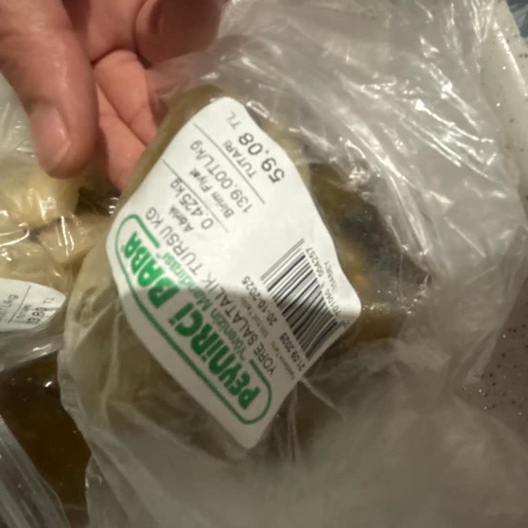 Bozuk Turşu Satışı Nedeniyle Güven Kaybı Ve İade Talebi