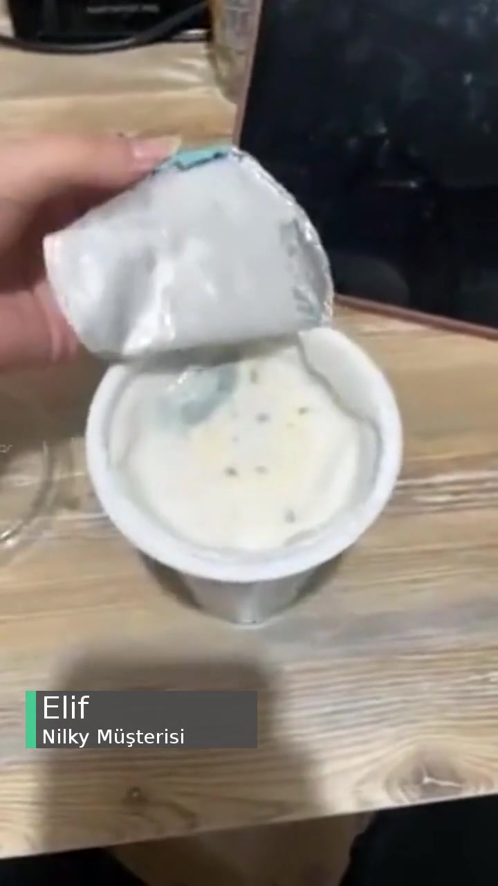 Nilky Markalı Probiyotik Yoğurt Küflü Çıktı videonun kapak resmi