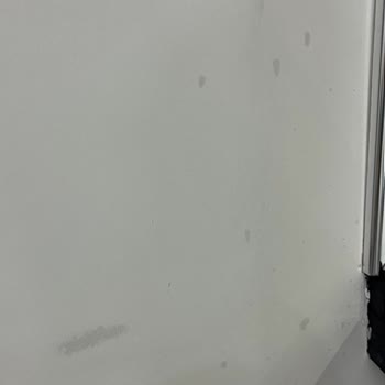 Polisan Primera İle Boyanan Duvarlarda Boya Silinince Çıkıyor, Büyük Pişmanlık Yaşadık