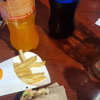 Burger King, cobro indebido y falta de ticket en Autoking, pido reembolso