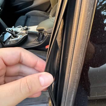 BMW 4.20d Ön Cam Ve Kaput Plastiklerinde Erken Deformasyon Sorunu