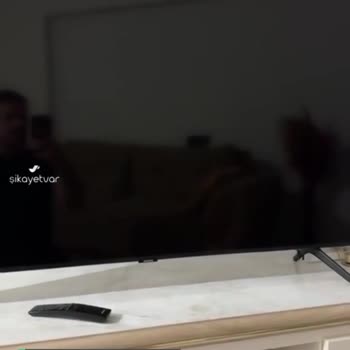 Samsung TV Açılıp Kapanıyor