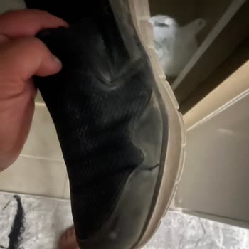 Aldığım Ayakkabı 5 Ayda Çatladı, Değişim Talebim Reddedildi