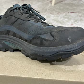 Kısa Sürede Tabanı Açılan Ayakkabı İçin Garanti Reddiyle Mağduriyet Yaşadım