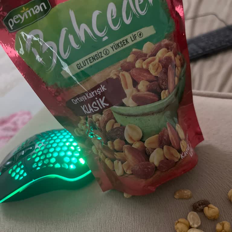 Aynı Şubeden Tekrar Bayat Kuruyemiş Satışı Ve Sağlık Sorunu