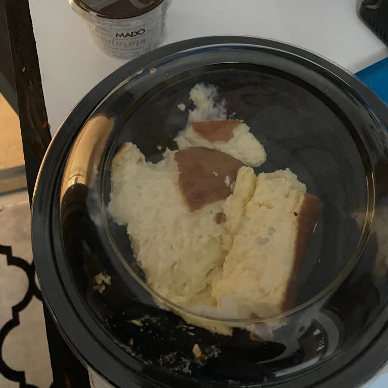 Sipariş Teslim Edilmediği Halde Teslim Edildi Görünüyor Ve Ürün Bozulmuş Şekilde Bırakıldı