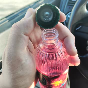 Kolonya Şişesi Kapağının Kullanımda Sorun Çıkarması