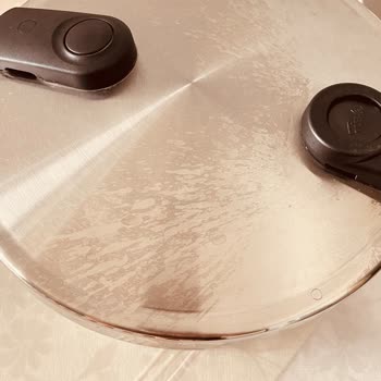 Yeni Alınan Fissler Düdüklü Tencerede Kararma Ve Kapakta Sorunlar Yaşadım