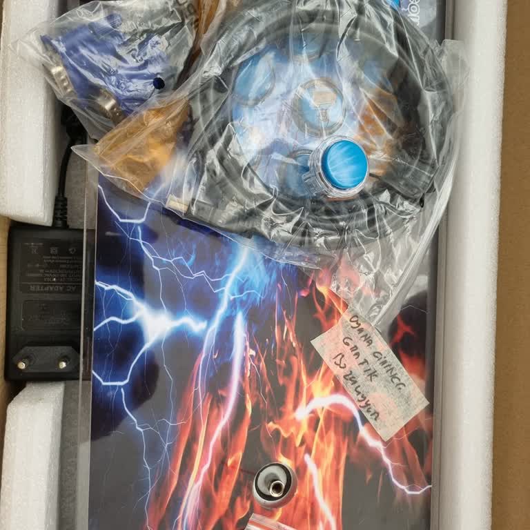 Kullanılmış Ve Arızalı Retro Oyun Konsolu Gönderildi, Müşteri Hizmetlerinden Yanıt Alınamıyor