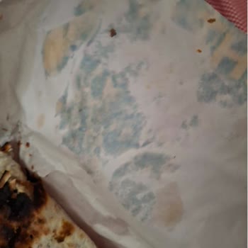 Lahmacun Paketinde Mavi Boya Ve Müşteri Hizmetlerinde İletişim Sorunu Yaşadım