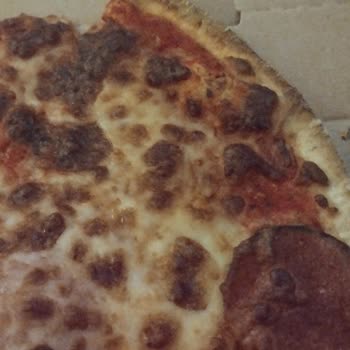 Pizzada Hijyen Ve Müşteri Hizmetleri Sorunu