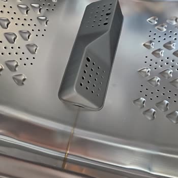 Yeni Alınan Çamaşır Makinesi Hem Arızalı Hem Değiştirilmiyor!