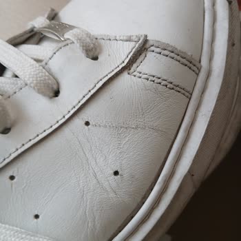 Kısa Sürede Deforme Olan Ayakkabıya Olumsuz İnceleme Sonucu