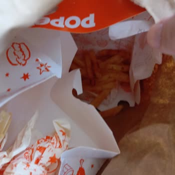 Her Siparişte Bayat Ve Eksik Ürün Sorunu Yaşanıyor