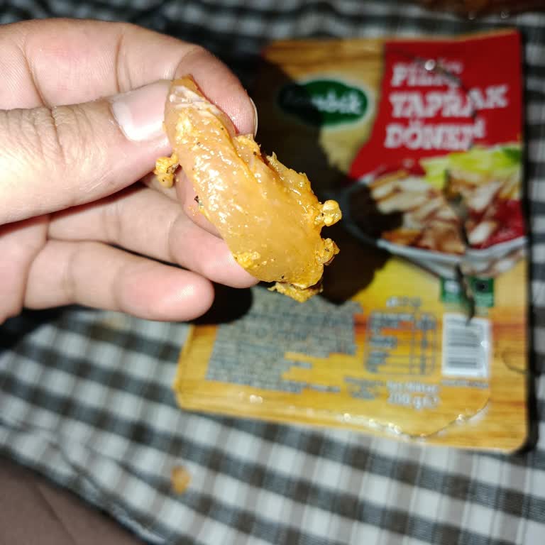 Tavuk Dönerde Çiğ Parça Tehlikesi Ve Ulaşılmayan Müşteri Hizmetleri