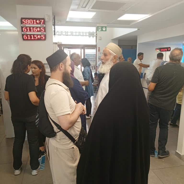 Halkbank Şubesinde Yoğunluk Ve Organizasyon Eksikliği Nedeniyle Mağduriyet