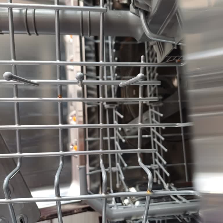 LG Bulaşık Makinesi Üst Sepet Paslanma Sorununa Çözüm Bulunmuyor