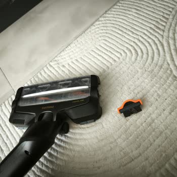 Philips Süpürge Başlık Aparatı Kısa Sürede Deforme Oldu, Ücretsiz Parça Talebi