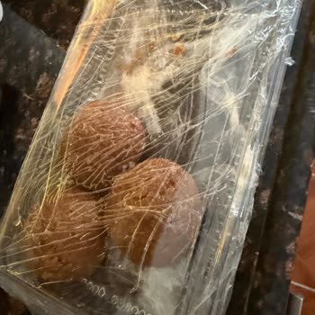 Aldığım Tatlı Ertesi Gün Küflendi, Mağduriyetimin Giderilmesini İstiyorum