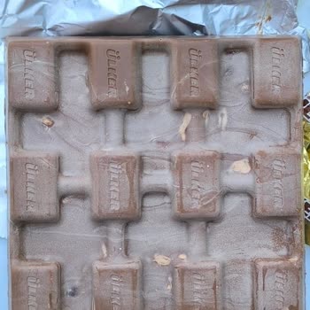 Ülker Antep Fıstıklı Çikolatada Beyazlanma Ve Bozulma Sorunu