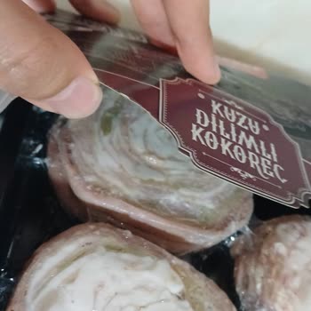 Aldığım Kokoreç Ürününde Şüpheli Yeşillenme Ve Hijyen Endişesi