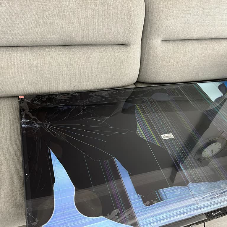 Garanti Kapsamındaki Televizyonum İki Kez Kırık Teslim Edildi Mağduriyetim Sürüyor