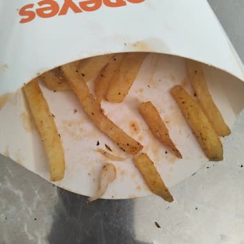 Siparişimde Çıkan Yabancı Cisim Çocuğumun Sağlığını Riske Attı