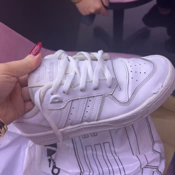 4000 TLye Aldığım Adidas Ayakkabı Üç Ayda Yırtıldı Mağduriyetim Çözülmedi