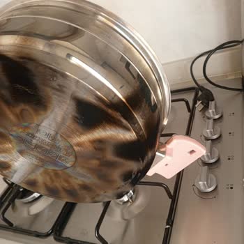 Beko Ankastre Ocak Nedeniyle Tüm Mutfak Eşyalarım Zarar Gördü