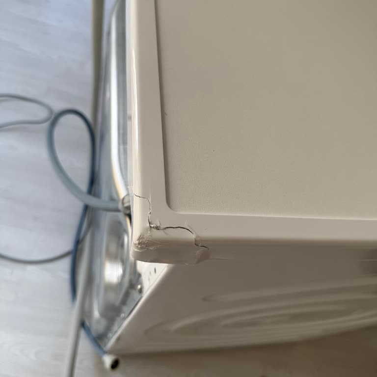 Sıfır Alınan Bosch Çamaşır Makinesi Hasarlı Çıktı, Değişim Talebim Reddedildi