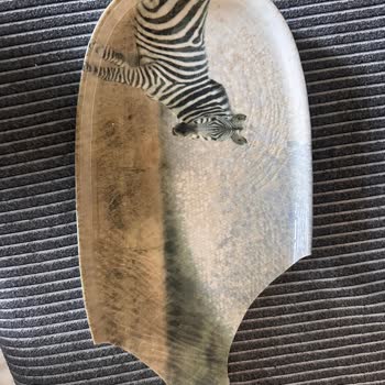 Kırık Gelen Tabaklar Ve Yetersiz Müşteri Hizmeti Mağduriyeti