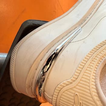 Elle Ayakkabıda Kısa Sürede Krom Atması Ve Dikiş Açılması Sorunu