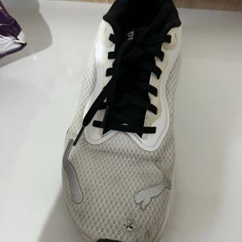 Kısa Sürede Yırtılan Ayakkabı Ve Olumsuz Garanti Süreci