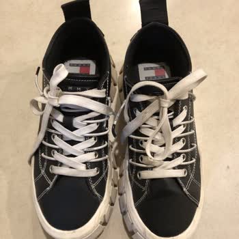 Tommy Hilfiger Günlük Kullanımda Ayakkabıda Taban Kırılması Ve İade Sorunu