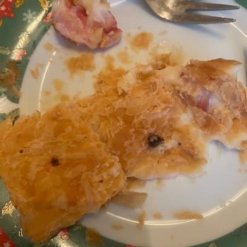 Beyaz Fırın Çilekli Milföyden Çıkan Yabancı Maddeyle Yaşadığım Hayal Kırıklığı