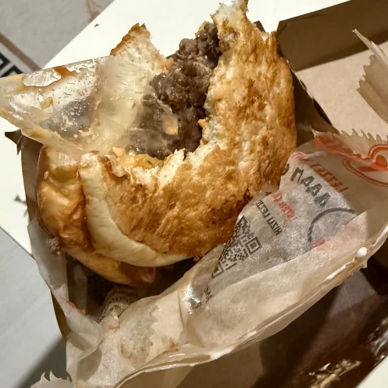 Hamburgerimin İçinden Naylon Çıktı Hijyen Konusunda Endişeliyim
