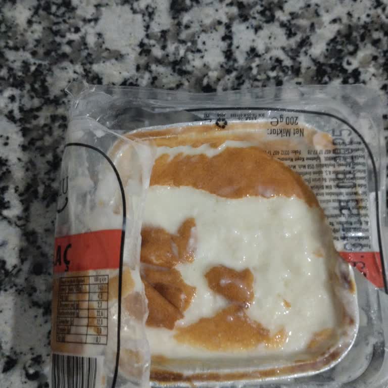 Son Kullanma Tarihi Geçmemiş Sütlaç Bozuk Çıktı